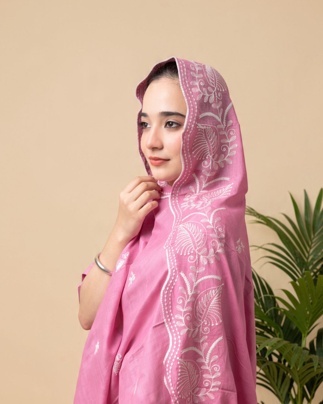 Londoni Shella Paisley Border Embroidered Mal Mal Dupatta Pack (9 Pcs / 9 Colors) - Image 2
