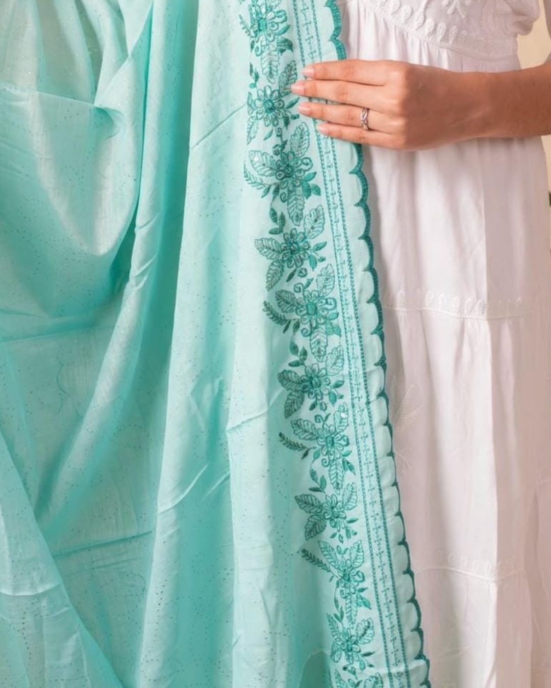 Londoni Shella Paisley Border Embroidered Mal Mal Dupatta Pack (9 Pcs / 9 Colors) - Image 9