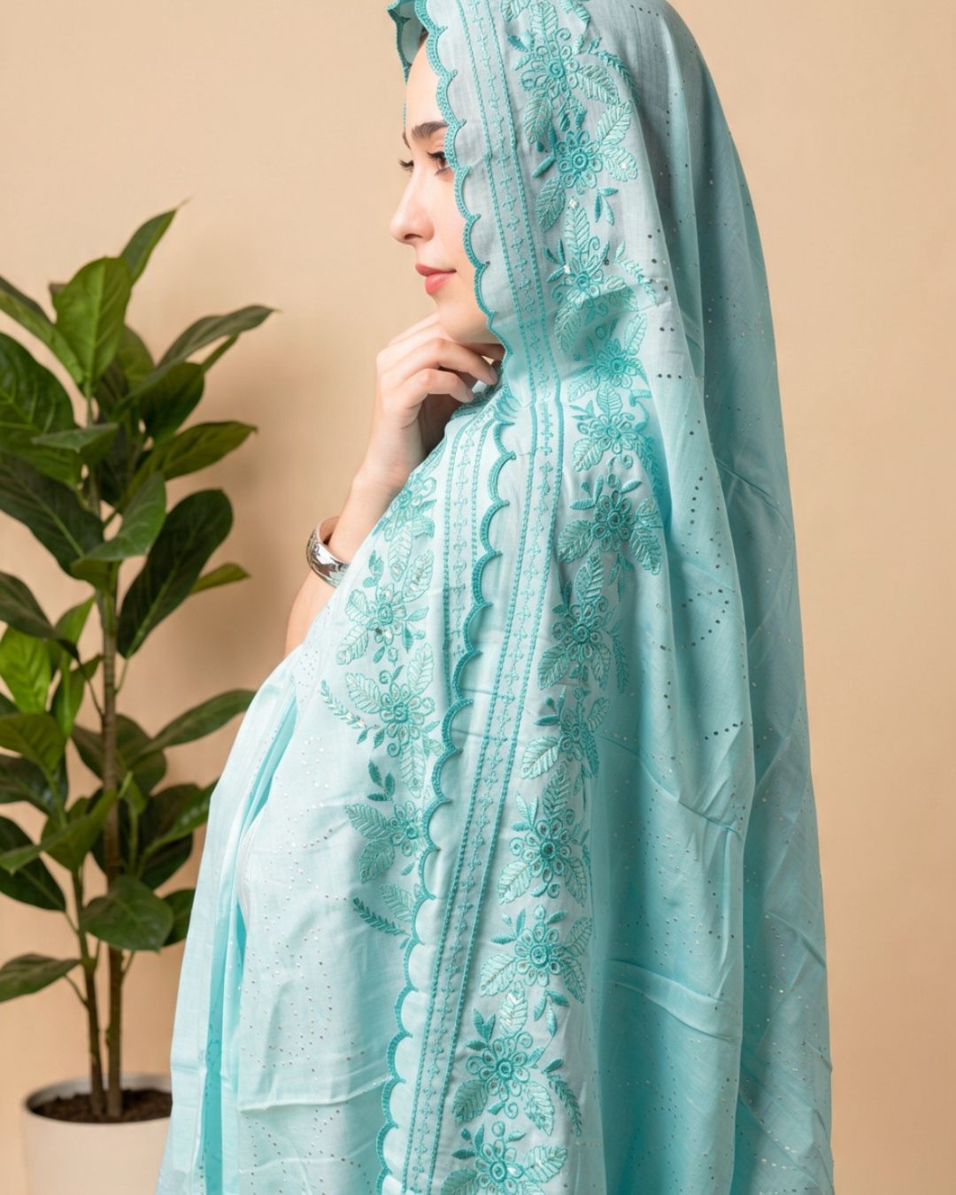 Londoni Shella Wave Chevron Embroidered Malmal Dupatta Set (9 Pieces | 9 Colours | 9 Embroidery Designs) - Image 8