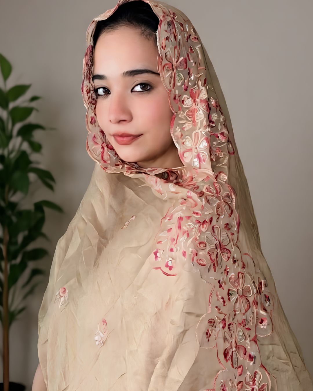 Londoni Shella All-Over Floral Jaal Embroidered Dupatta Set (9 Pieces | 9 Colours | 9 Designs) - Image 9