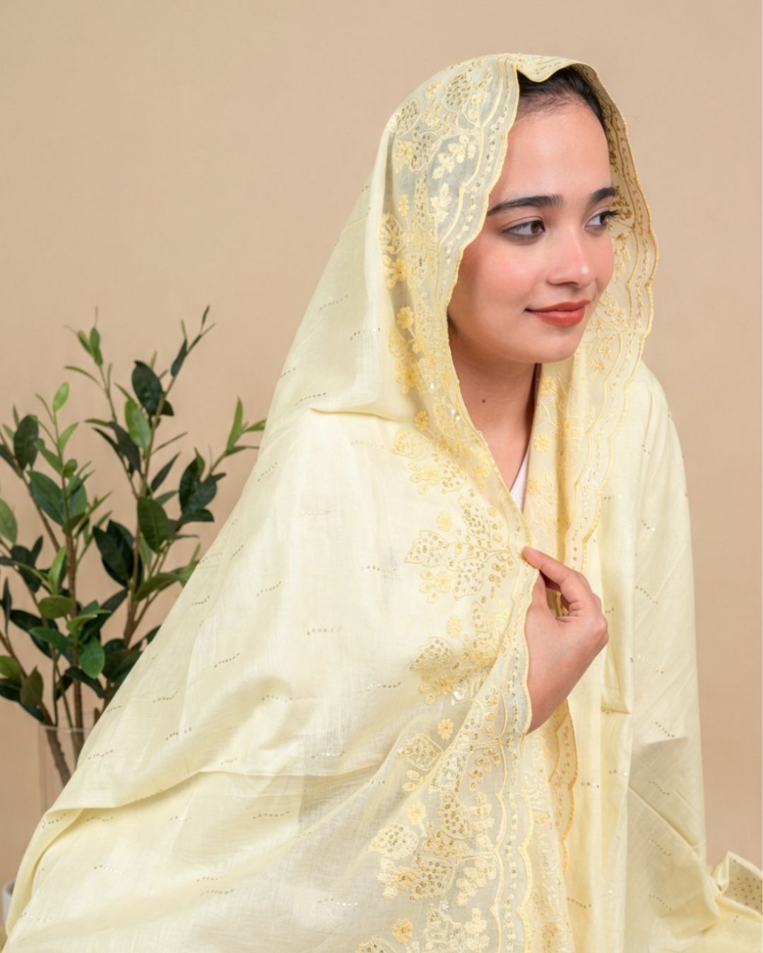 Londoni Shella Star Motif Embroidered Cotton Malmal Dupatta Set (9 Pieces | 9 Colours | 9 Embroidery Designs) - Image 2
