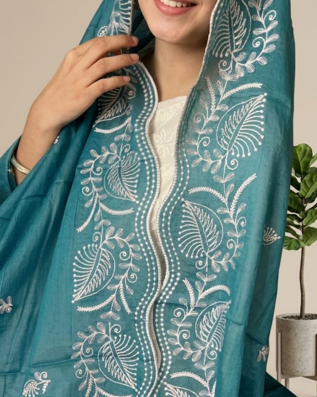Londoni Shella Lattice Jaal Embroidered Mal Mal Dupatta Pack (9 Pcs / 9 Colors) - Image 4