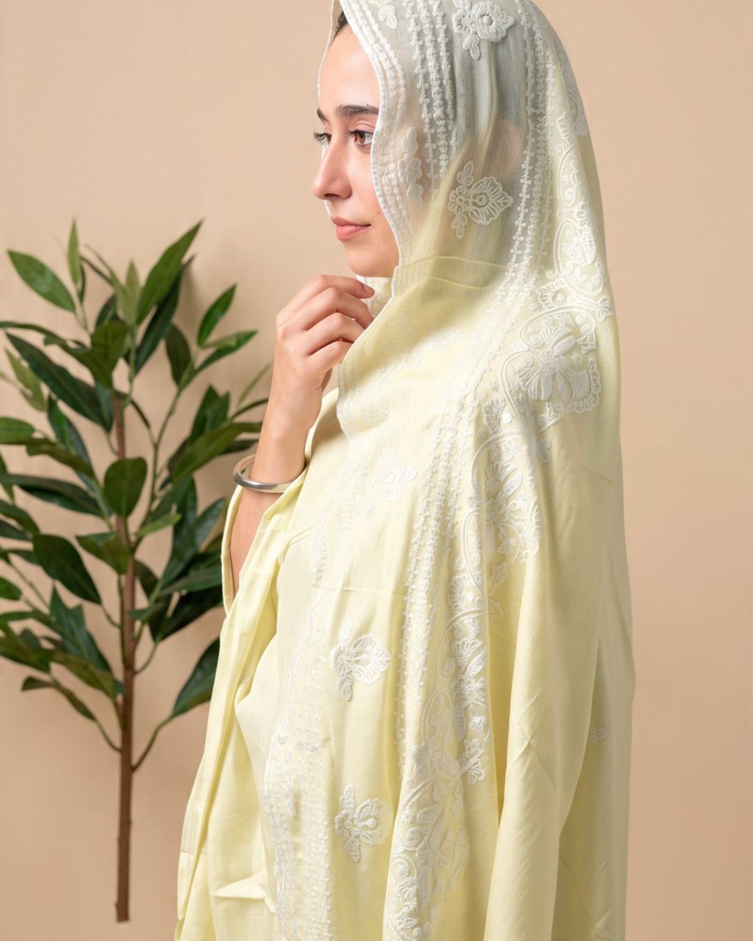 Londoni Shella Floral Embroidered Cotton Mal Mal Dupatta Set (9 Pieces | 9 Colours | 9 Embroidery Designs) - Image 7