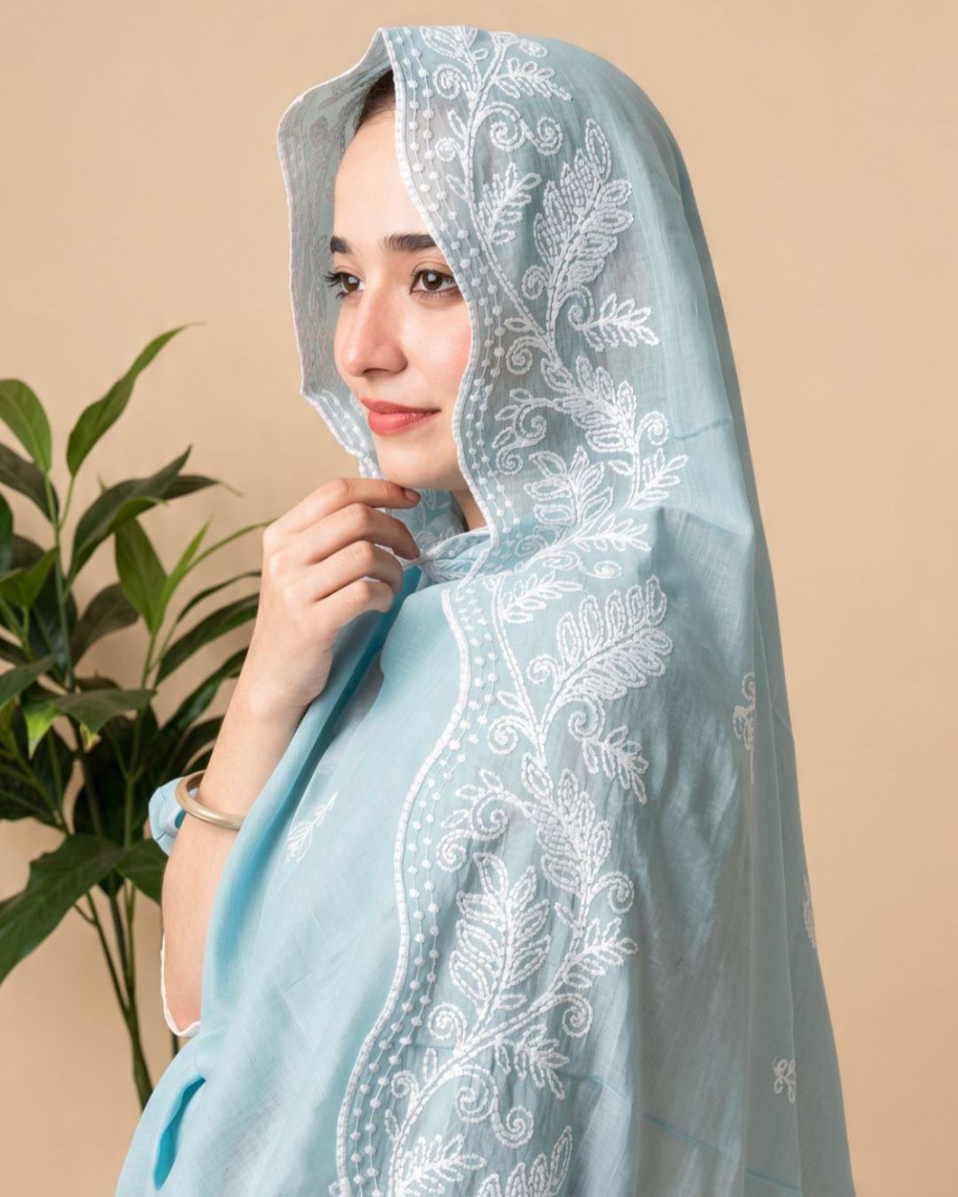 Londoni Shella Dual Motif Embroidered Malmal Cotton Dupatta Set (9 Pieces | 9 Colours | 9 Embroidery Designs) - Image 8