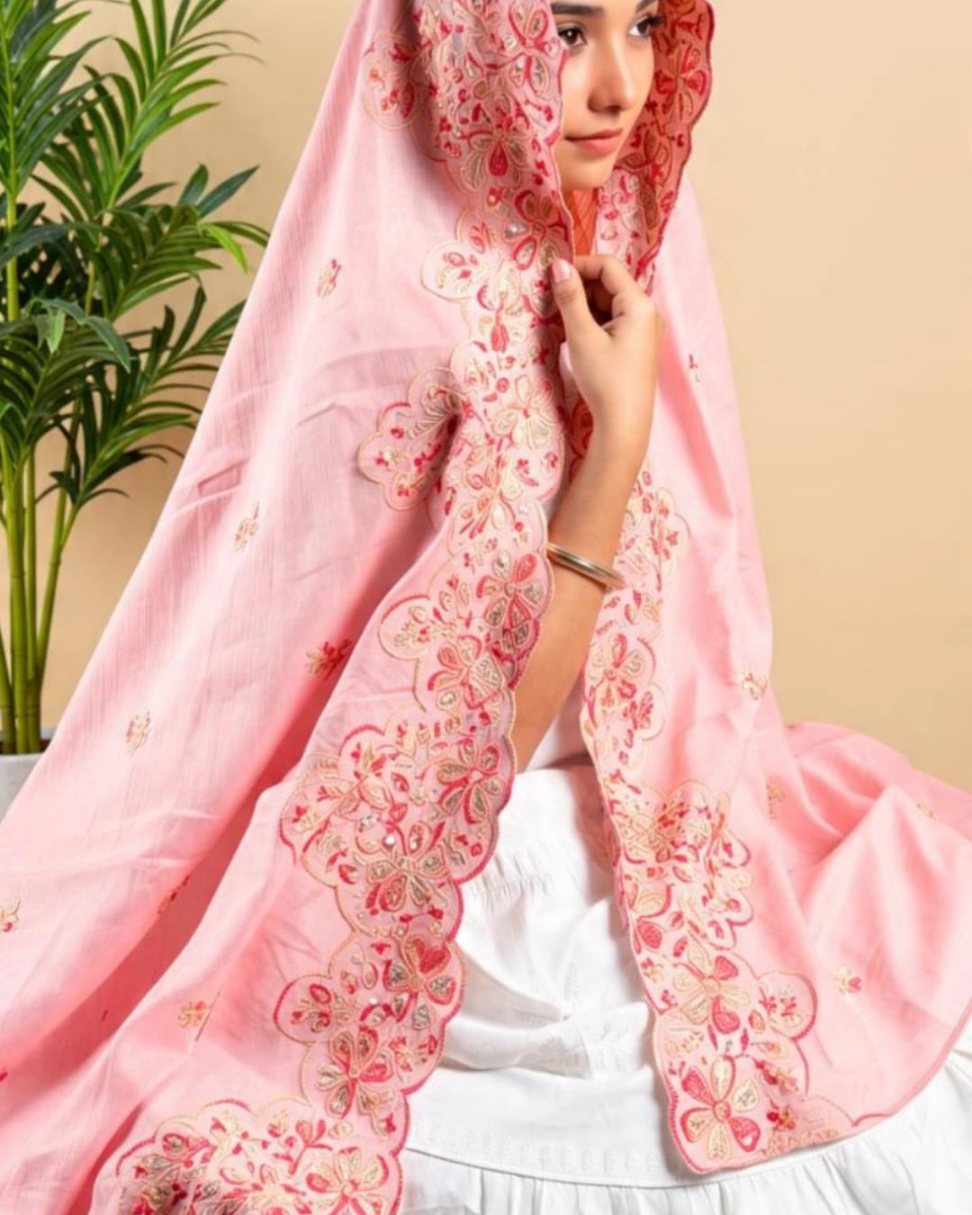 Londoni Shella Corner Medallion Embroidered Cotton Dupatta Pack (9 Pieces | 9 Colours | 9 Embroidery Designs) - Image 5