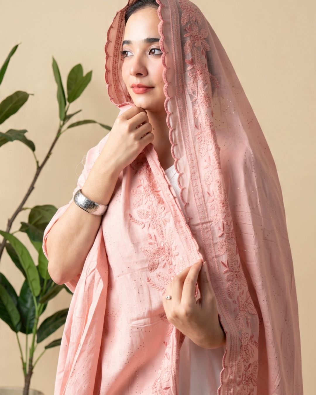 Londoni Shella Scalloped Embroidery Edge Cotton Malmal Dupatta Set (9 Pcs / 9 Colors) - Image 2