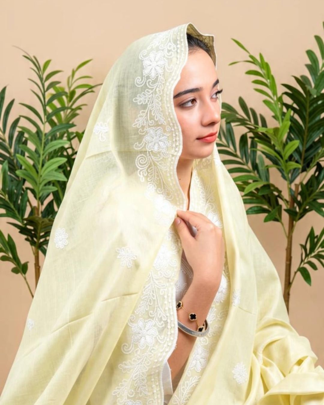 Londoni Shella Scalloped Embroidery Edge Cotton Malmal Dupatta Set (9 Pcs / 9 Colors) - Image 4