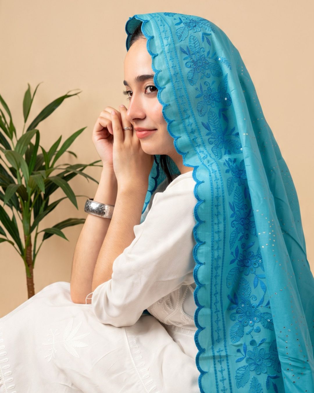 Londoni Shella Scalloped Embroidery Edge Cotton Malmal Dupatta Set (9 Pcs / 9 Colors) - Image 3