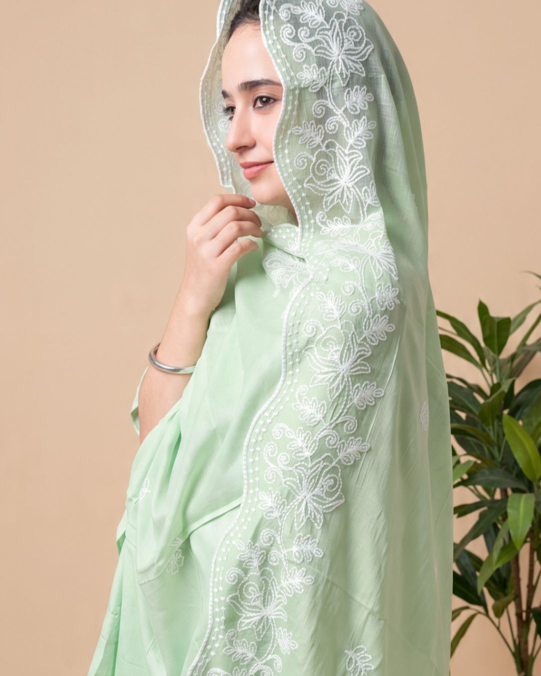 Londoni Shella Paisley Embroidered Malmal Cotton Dupatta Set (9 Pcs / 9 Colors) - Image 3